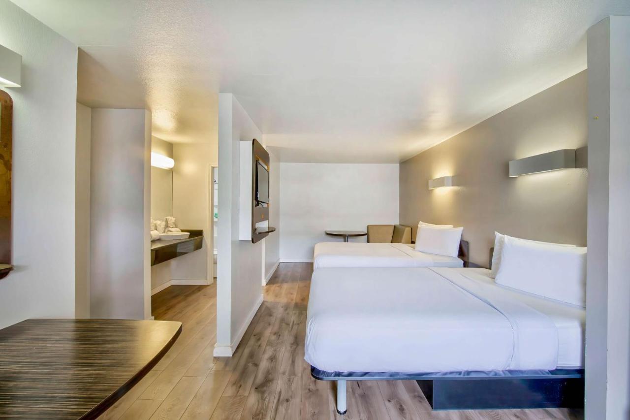 Studio 6-San Antonio, Tx - Airport Екстер'єр фото