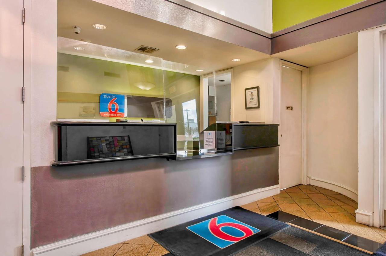 Studio 6-San Antonio, Tx - Airport Екстер'єр фото